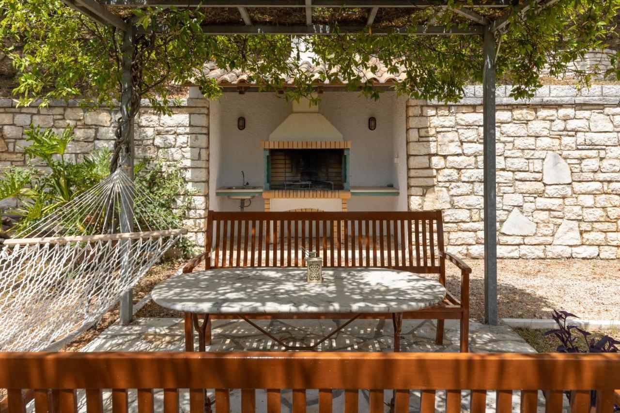 Villa Melissonia Agios Stefanos  Екстериор снимка